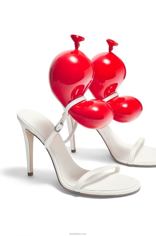 Loewe kuzu derisinden balon sandalet 02600708 kadınlar Beyaz kırmızı