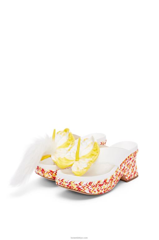 Loewe kuzu derisinden petal düz biçimli sandalet 02600687 kadınlar beyaz/çok renkli