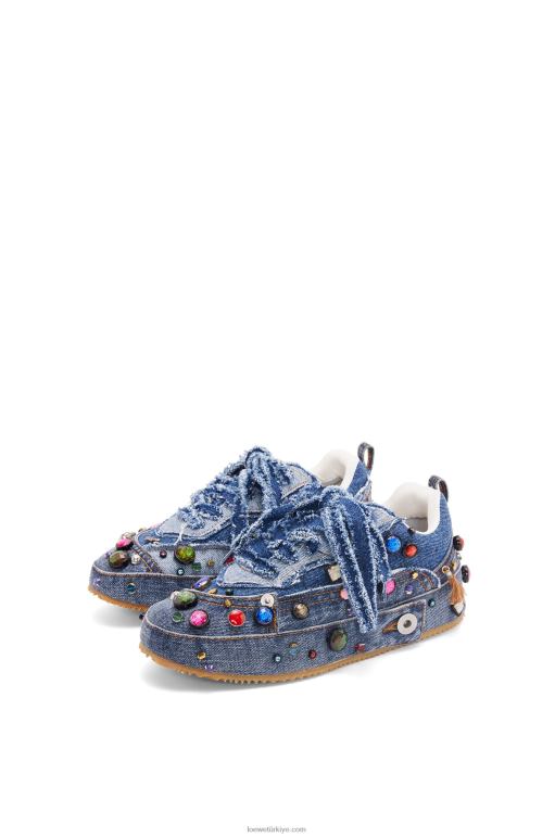 Loewe denimden işlemeli, yeniden yapılandırılmış spor ayakkabı 02600670 kadınlar yıkanmış kot