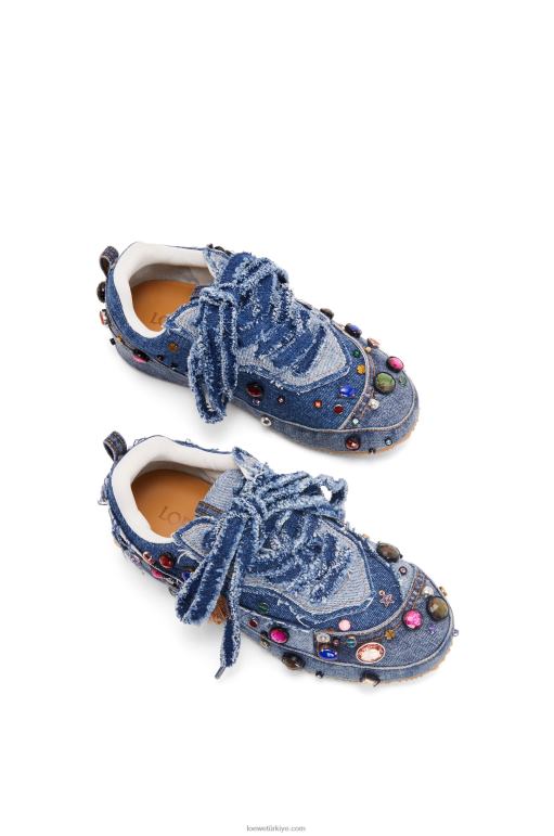 Loewe denimden işlemeli, yeniden yapılandırılmış spor ayakkabı 02600670 kadınlar yıkanmış kot