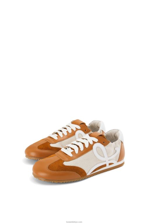 Loewe naylon ve dana derisinden bale koşucusu 02600656 kadınlar doğal/ten rengi