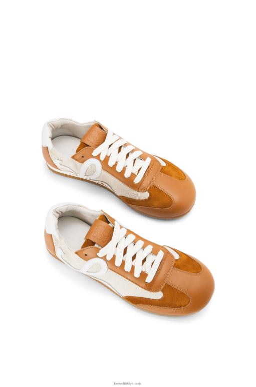 Loewe naylon ve dana derisinden bale koşucusu 02600656 kadınlar doğal/ten rengi