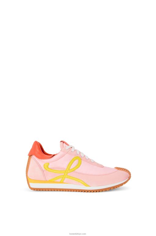 Loewe naylon ve süette akış koşucusu 02600654 kadınlar pembe/sarı