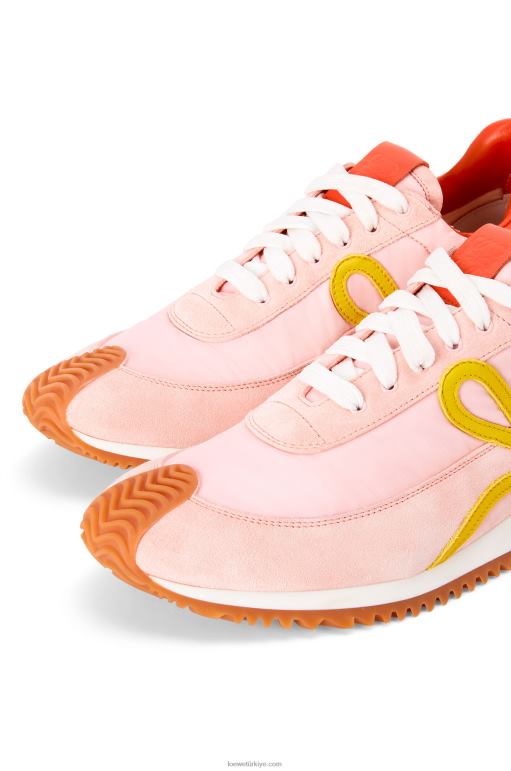 Loewe naylon ve süette akış koşucusu 02600654 kadınlar pembe/sarı