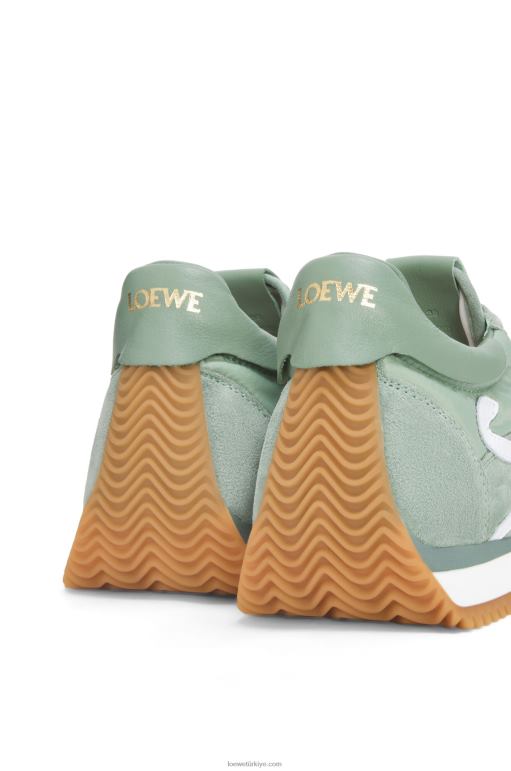 Loewe süet ve naylon akış koşucusu 02600641 kadınlar açık yeşil