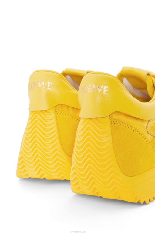 Loewe süet ve naylon akış koşucusu 02600652 kadınlar sarı