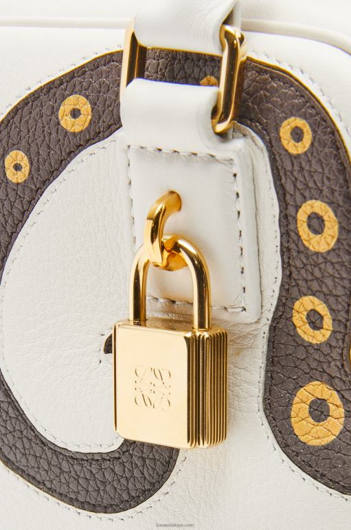 Loewe Nappa dana derisinde amazona 16 02600143 kadınlar açık beyaz