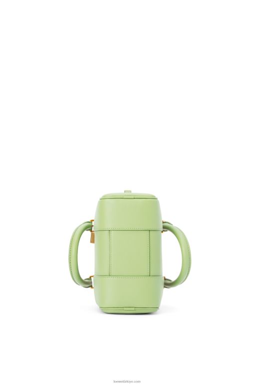 Loewe Nappa dana derisinden amazona 16 kare çanta 02600137 kadınlar açık soluk yeşil