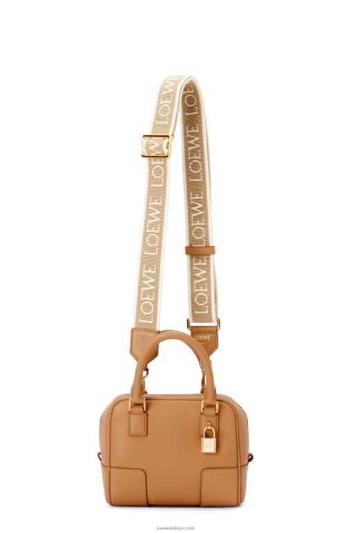 Loewe Nappa dana derisinden amazona 16 kare çanta 02600164 kadınlar sıcak çöl