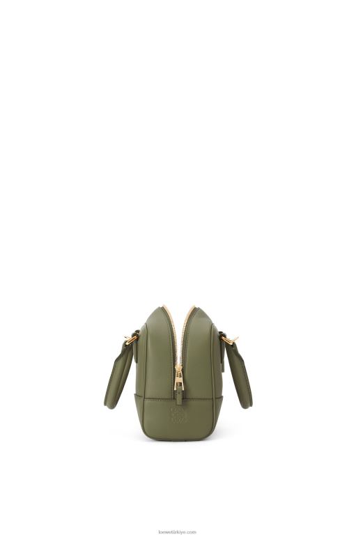 Loewe Nappa dana derisinden amazona 16 kare çanta 02600165 kadınlar avokado yeşili