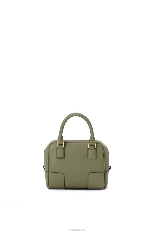 Loewe Nappa dana derisinden amazona 16 kare çanta 02600165 kadınlar avokado yeşili