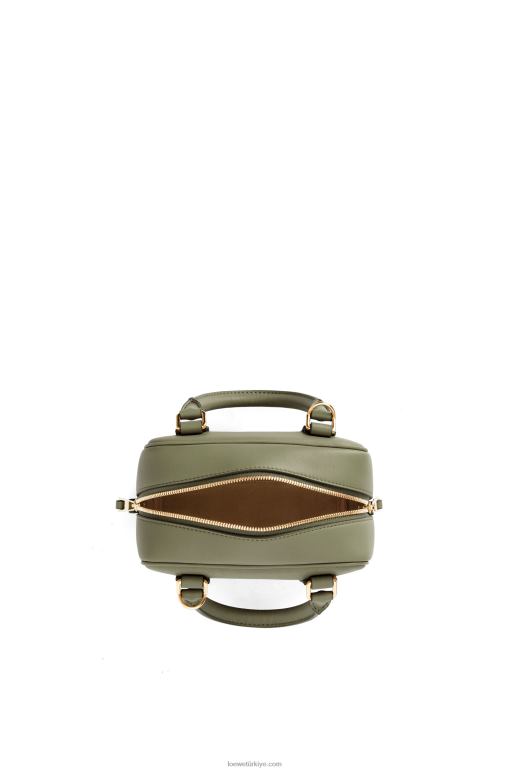 Loewe Nappa dana derisinden amazona 16 kare çanta 02600165 kadınlar avokado yeşili