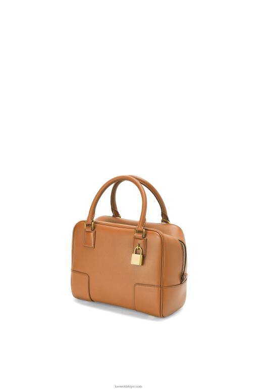 Loewe Nappa dana derisinden amazona 19 kare çanta 02600167 kadınlar sıcak çöl