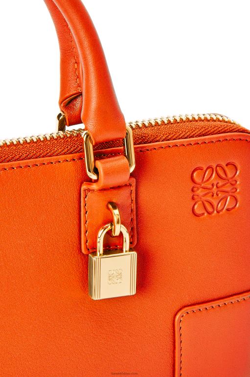 Loewe Nappa dana derisinden amazona kese 02600283 kadınlar turuncu