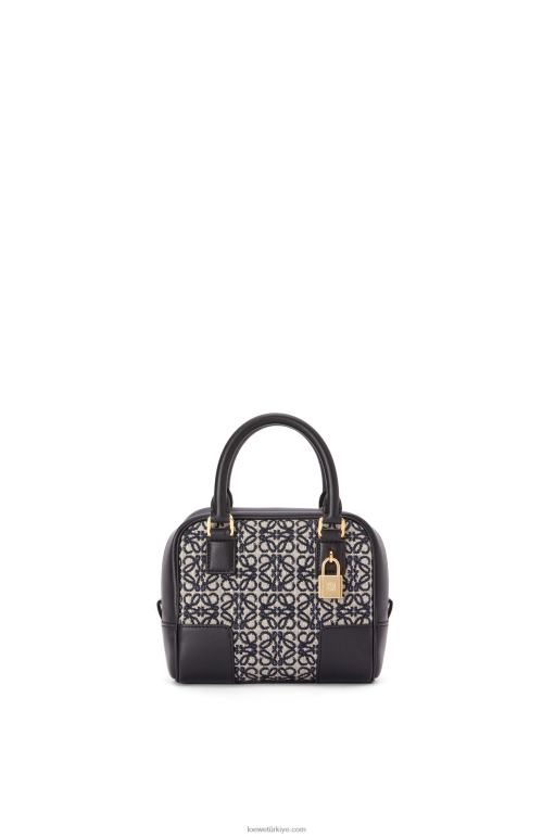 Loewe anagram jakar ve dana derisinden amazona 16 kare çanta 02600139 kadınlar lacivert/siyah