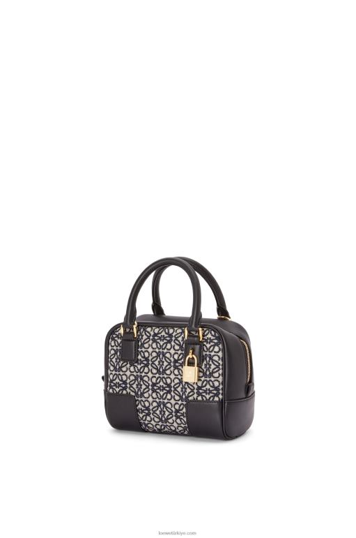 Loewe anagram jakar ve dana derisinden amazona 16 kare çanta 02600139 kadınlar lacivert/siyah