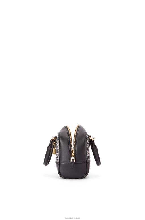 Loewe anagram jakar ve dana derisinden amazona 16 kare çanta 02600139 kadınlar lacivert/siyah
