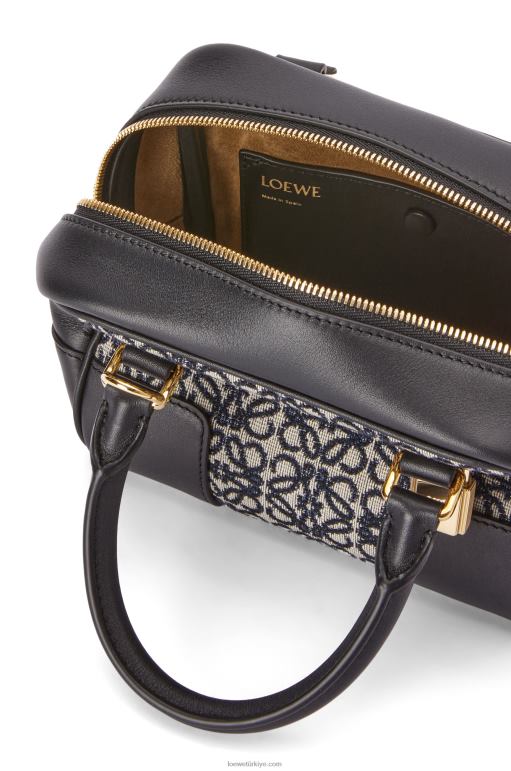 Loewe anagram jakar ve dana derisinden amazona 16 kare çanta 02600139 kadınlar lacivert/siyah