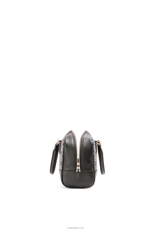 Loewe anagram jakarlı ve dana derisinde amazona 23 02600150 kadınlar lacivert/siyah