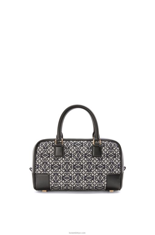 Loewe anagram jakarlı ve dana derisinde amazona 23 02600150 kadınlar lacivert/siyah