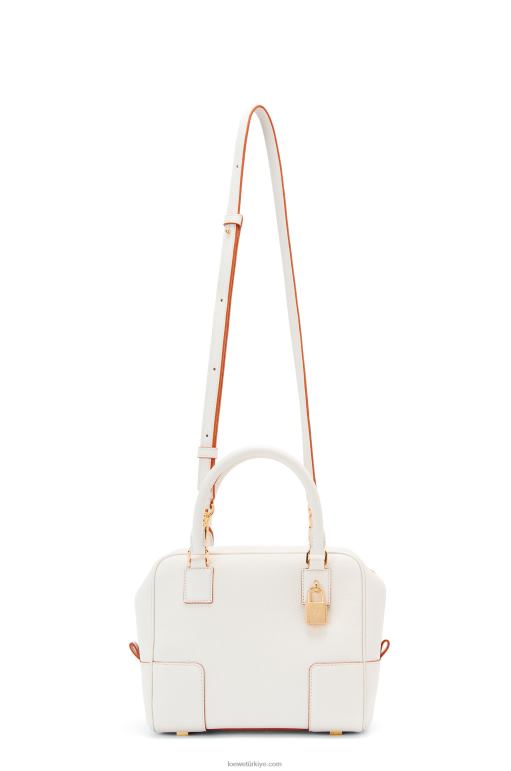 Loewe yumuşak damarlı dana derisinden amazona 19 kare çanta 02600152 kadınlar açık beyaz