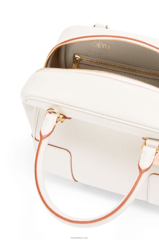 Loewe yumuşak damarlı dana derisinden amazona 19 kare çanta 02600152 kadınlar açık beyaz