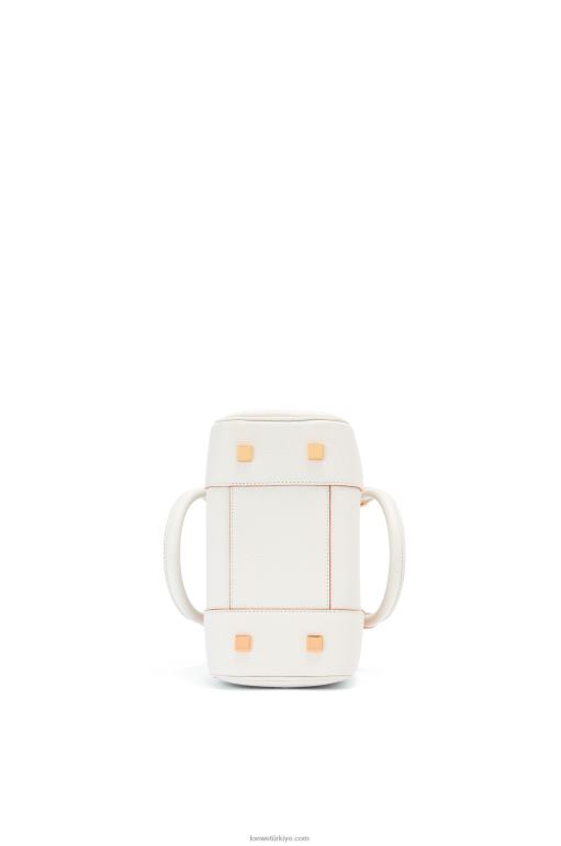 Loewe yumuşak damarlı dana derisinden amazona 19 kare çanta 02600152 kadınlar açık beyaz