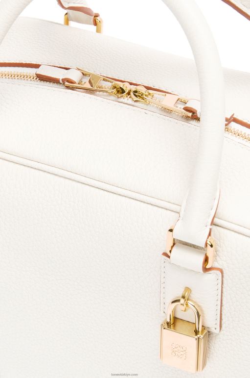 Loewe yumuşak damarlı dana derisinden amazona 19 kare çanta 02600152 kadınlar açık beyaz