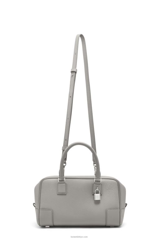 Loewe yumuşak damarlı dana derisinden amazona 23 çantası 02600133 kadınlar inci grisi
