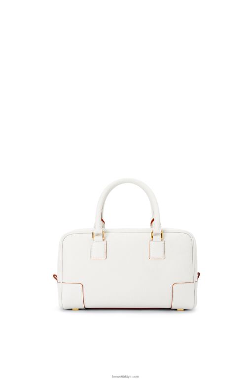 Loewe yumuşak damarlı dana derisinden amazona 23 çantası 02600151 kadınlar açık beyaz