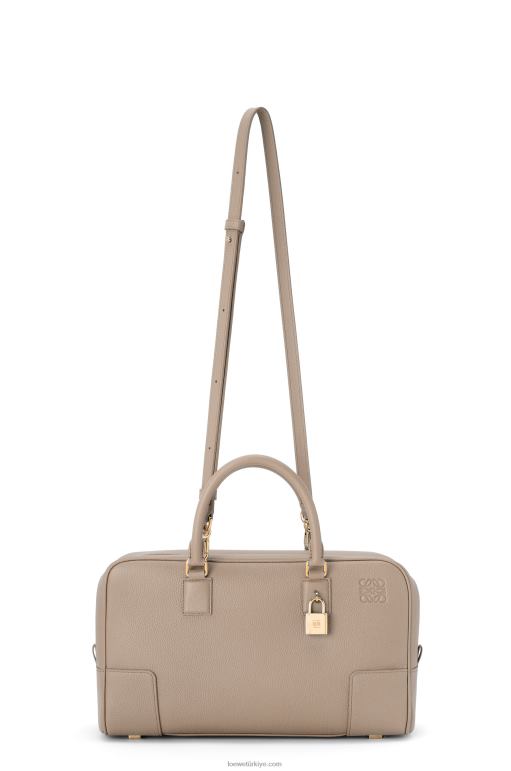 Loewe yumuşak damarlı dana derisinden amazona 28 çantası 02600153 kadınlar kum