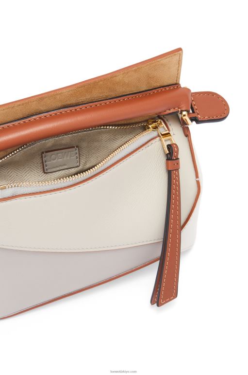 Loewe Nappa dana derisinden mini yapboz kenarı 02600258 kadınlar hayalet/yumuşak beyaz