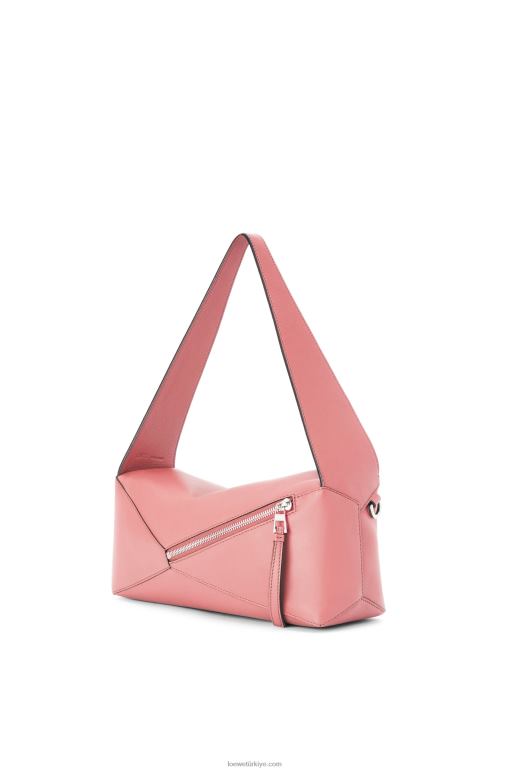 Loewe Nappa dana derisinden yapboz hobo çantası 02600437 kadınlar şeftali çiçeği