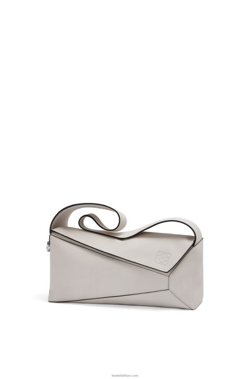Loewe Nappa dana derisinden yapboz hobo çantası 02600438 kadınlar hayalet