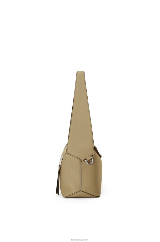 Loewe Nappa dana derisinden yapboz hobo çantası 02600458 kadınlar enginar yeşili