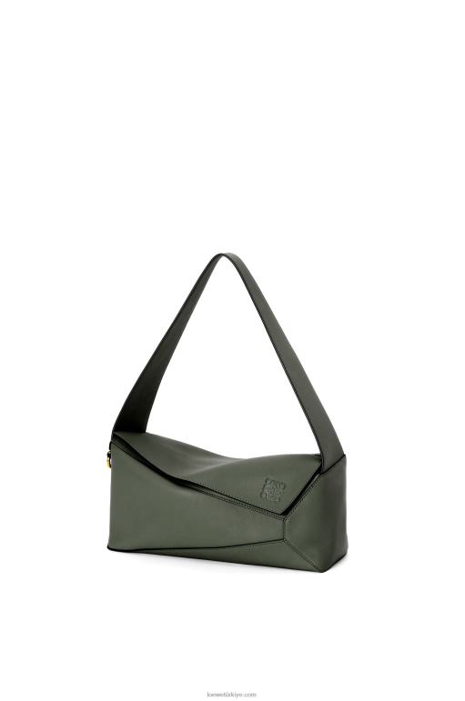 Loewe Nappa dana derisinden yapboz hobo çantası 02600472 kadınlar eski haki
