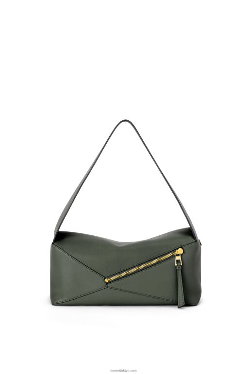 Loewe Nappa dana derisinden yapboz hobo çantası 02600472 kadınlar eski haki