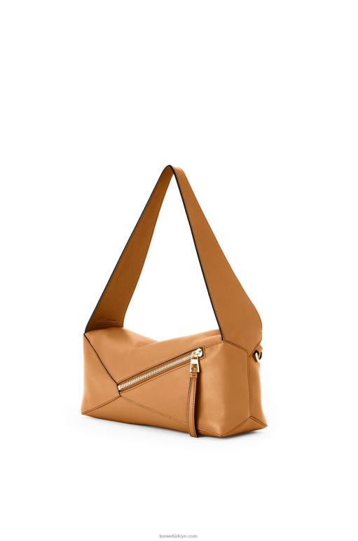 Loewe Nappa dana derisinden yapboz hobo çantası 02600473 kadınlar sıcak çöl