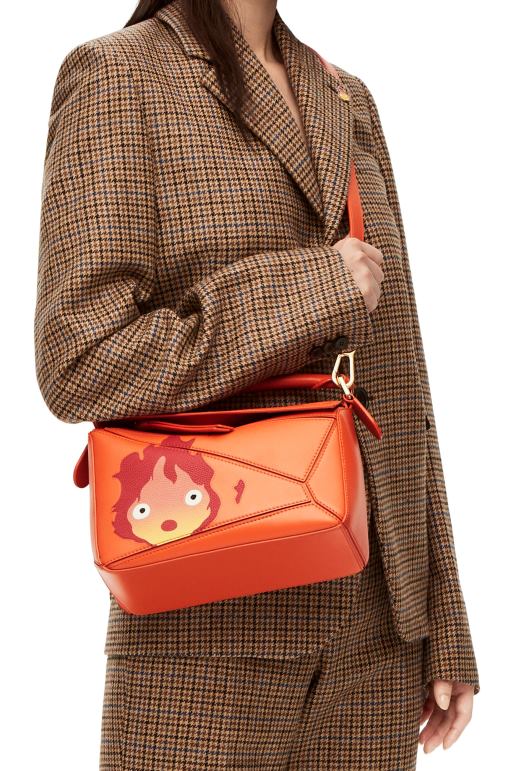 Loewe calcifer saten dana derisinden küçük yapboz çanta 02600441 kadınlar turuncu
