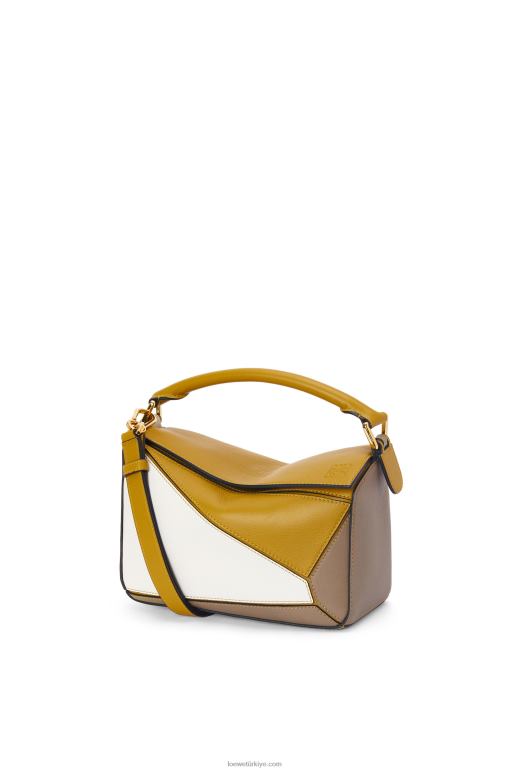 Loewe klasik dana derisinden küçük yapboz çanta 02600497 kadınlar koyu sarı/yumuşak beyaz