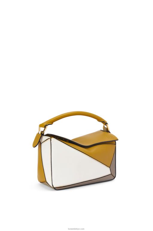 Loewe klasik dana derisinden küçük yapboz çanta 02600497 kadınlar koyu sarı/yumuşak beyaz