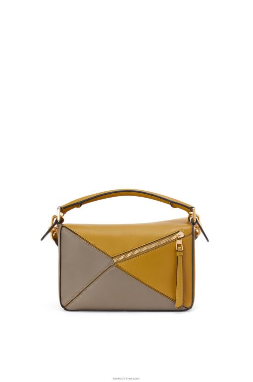 Loewe klasik dana derisinden küçük yapboz çanta 02600497 kadınlar koyu sarı/yumuşak beyaz