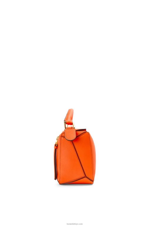 Loewe klasik dana derisinden küçük yapboz çanta 02600501 kadınlar turuncu