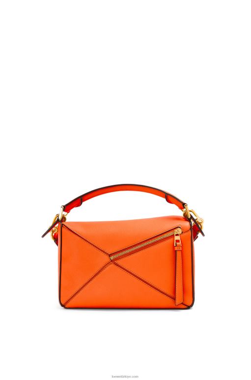Loewe klasik dana derisinden küçük yapboz çanta 02600501 kadınlar turuncu