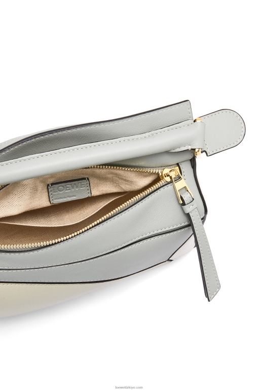 Loewe klasik dana derisinden küçük yapboz çanta 02600516 kadınlar kül grisi/mermer yeşili