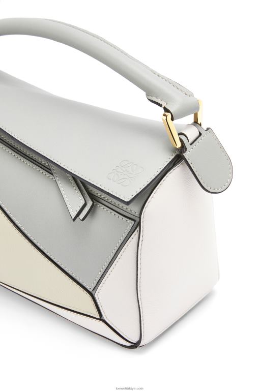 Loewe klasik dana derisinden küçük yapboz çanta 02600516 kadınlar kül grisi/mermer yeşili