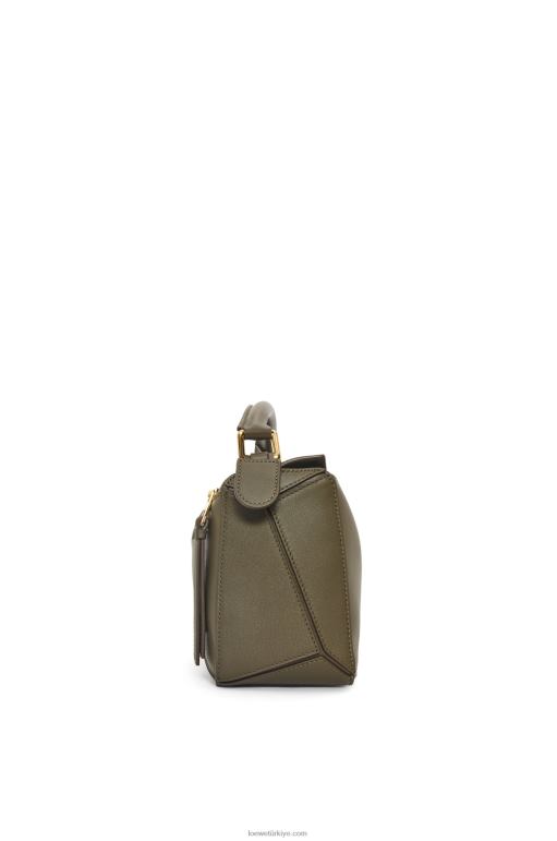 Loewe klasik dana derisinden küçük yapboz çanta 02600542 kadınlar koyu haki yeşil