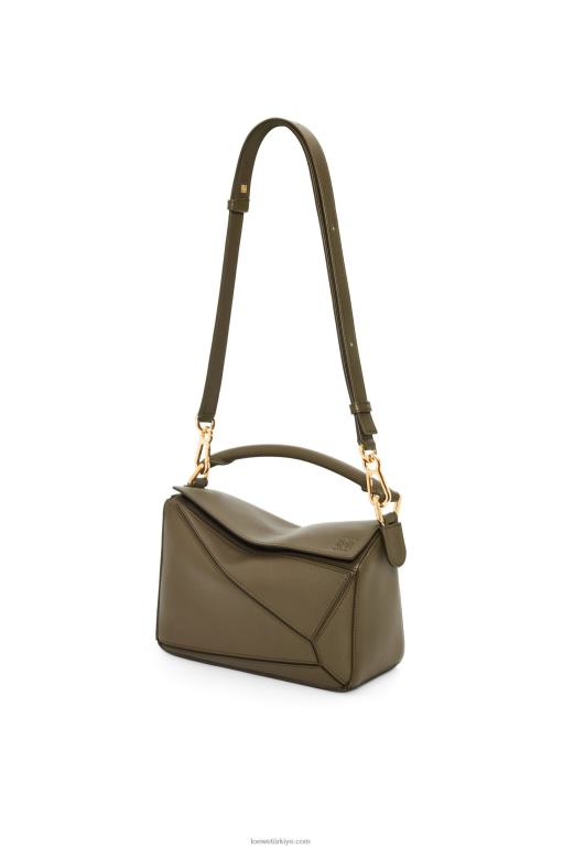 Loewe klasik dana derisinden küçük yapboz çanta 02600542 kadınlar koyu haki yeşil