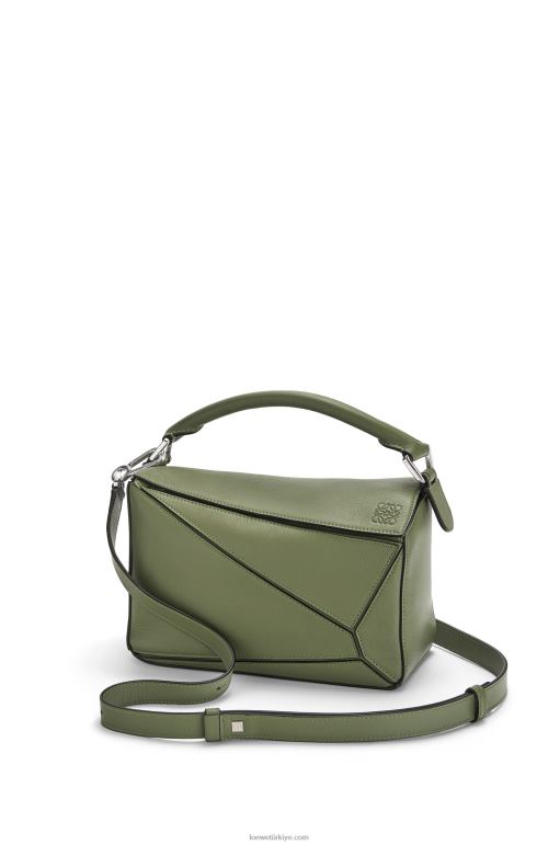 Loewe klasik dana derisinden küçük yapboz çanta 02600545 kadınlar avokado yeşili