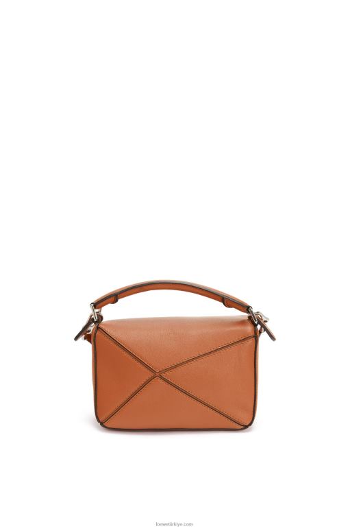 Loewe klasik dana derisinden mini yapboz çanta 02600214 kadınlar bronzlaşmak